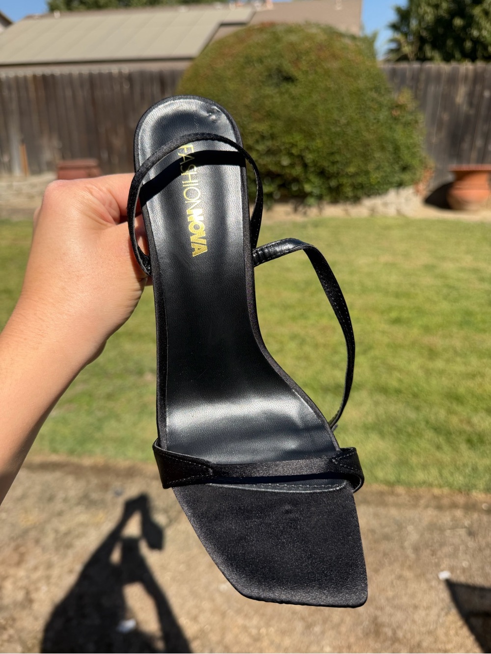 Fashion Nova Black Minimalist Strappy Square-Toe Heel Size 7.5